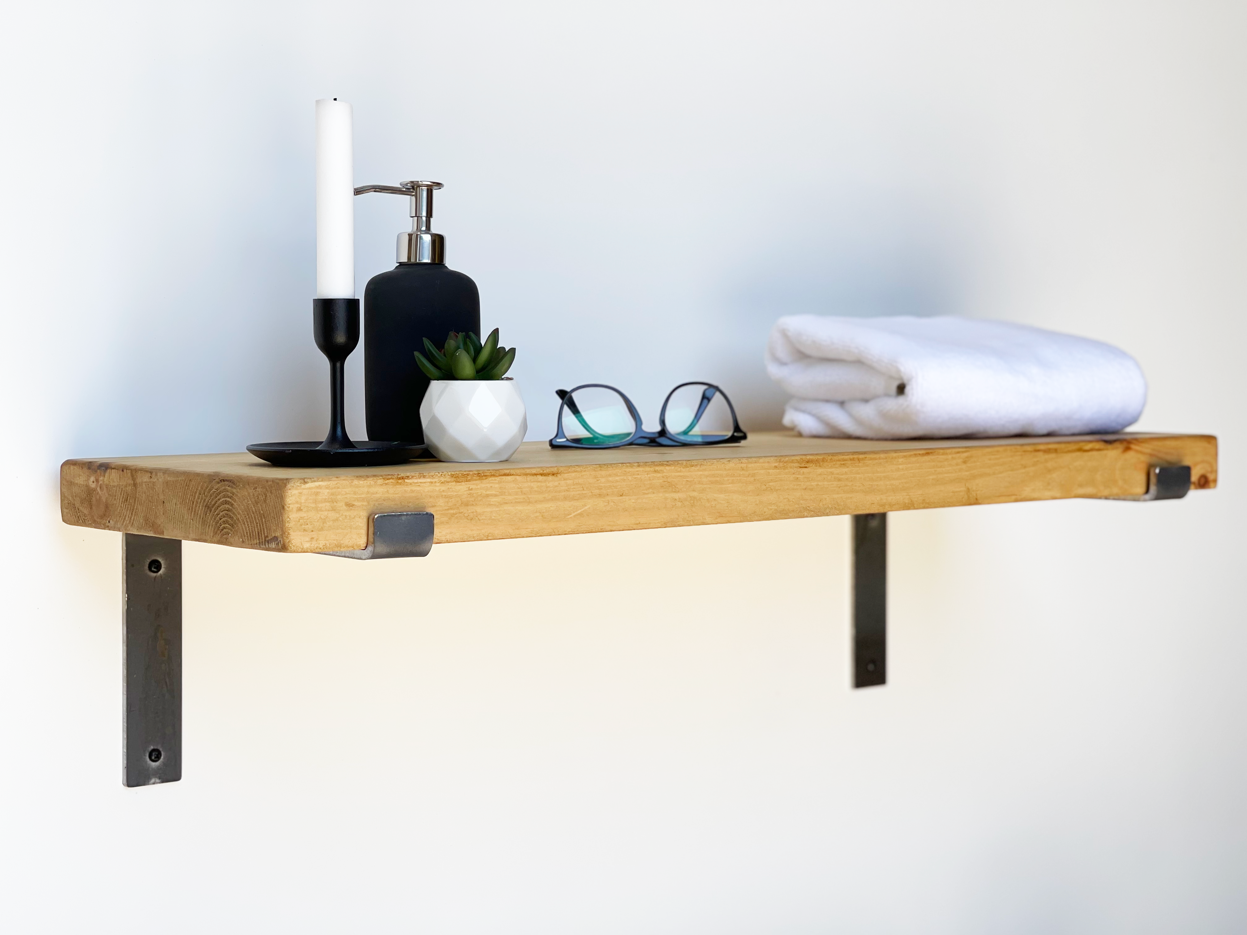 Metal shelf with wood shelves deals