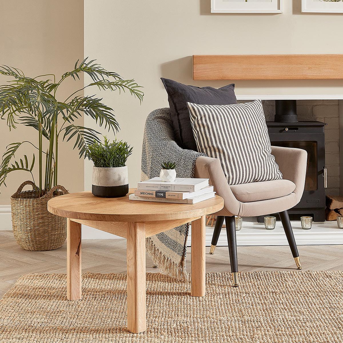 Small oak sale round side table